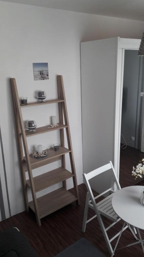 Chambre D'Hote - La Ruche Des Bleuets ミュルザンヌ エクステリア 写真