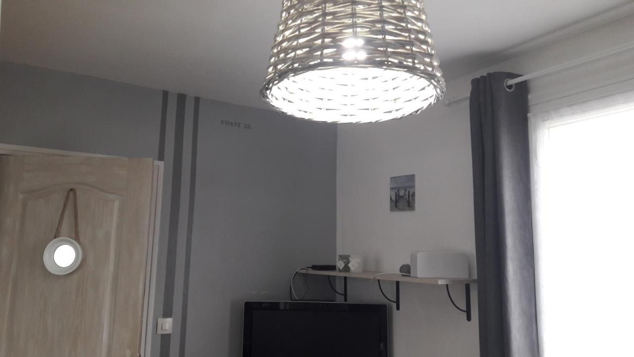 Chambre D'Hote - La Ruche Des Bleuets ミュルザンヌ エクステリア 写真